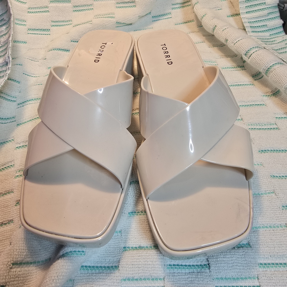 Torrid Women's Cream Slide Sandals